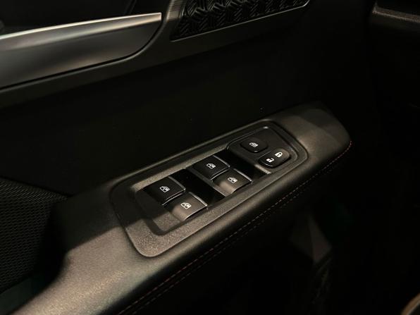 JAC T8 Pro с пробегом 2023 года, цена 2 390 000 рублей, 63556 км, offers.body_type.unknown, Автокод Объявления