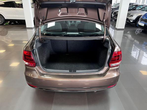 Volkswagen Polo V Рестайлинг с пробегом 2016 года, цена 1 240 000 рублей, 157180 км, седан, Автокод Объявления