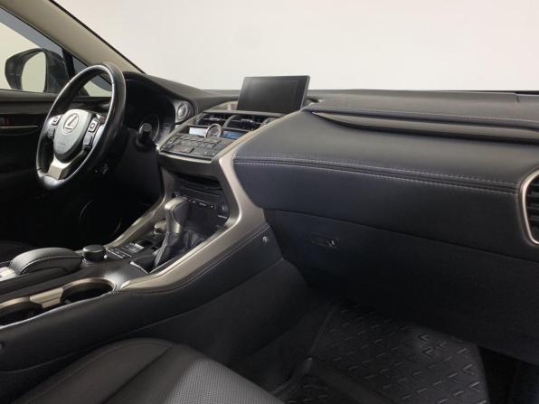 Lexus NX I с пробегом 2017 года, цена 2 750 000 рублей, 67079 км, внедорожник, Автокод Объявления