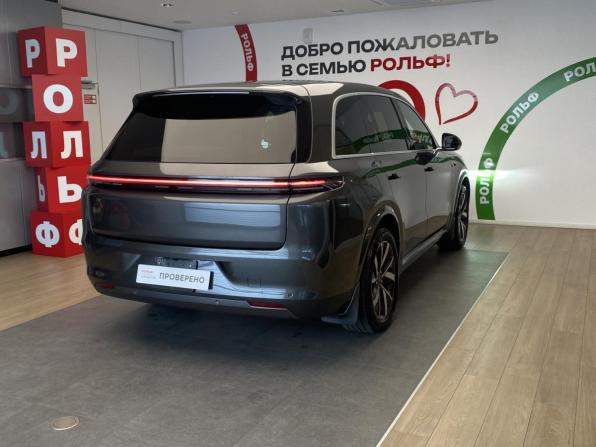 Li Auto (Lixiang) L8 I с пробегом 2023 года, цена 5 597 000 рублей, 42000 км, внедорожник, Автокод Объявления