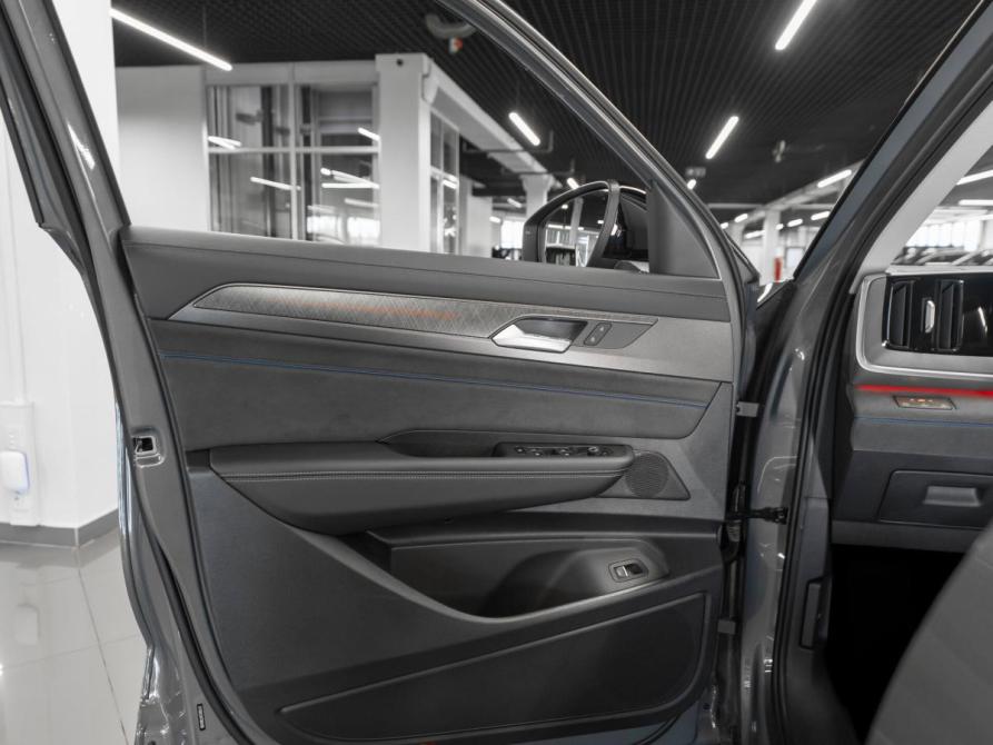 Volkswagen Tavendor I Рестайлинг Москва  - изображение 24