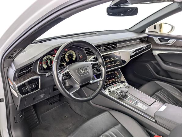 Audi A6 V (C8) с пробегом 2021 года, цена 4 250 000 рублей, 91465 км, седан, Автокод Объявления