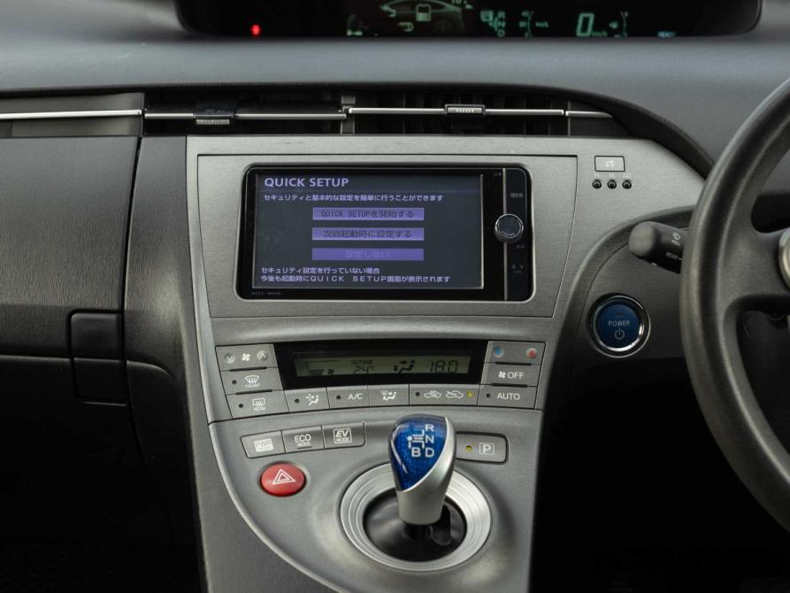 Toyota Prius III Рестайлинг (XW30) Новосибирск  - изображение 14