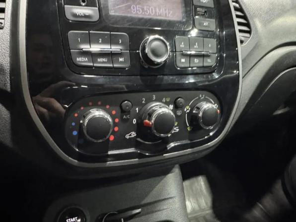 Renault Kaptur I с пробегом 2017 года, цена 1 225 000 рублей, 187200 км, внедорожник, Автокод Объявления