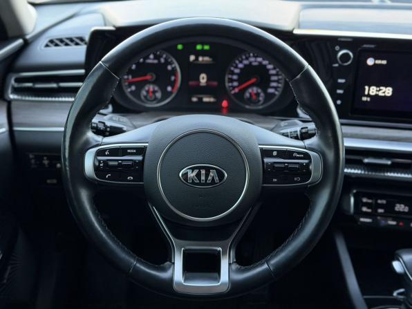 Kia K5 III с пробегом 2020 года, цена 2 455 000 рублей, 83602 км, седан, Автокод Объявления