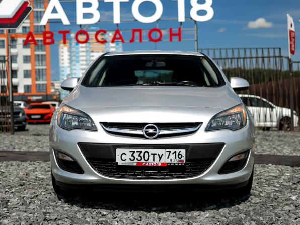 Opel Astra J Рестайлинг с пробегом 2014 года, цена 589 000 рублей, 226682 км, хэтчбек, Автокод Объявления