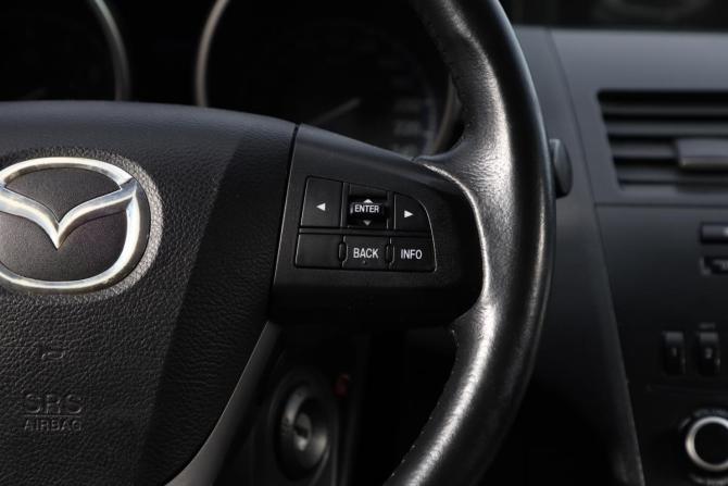 Mazda 3 II (BL) Рестайлинг с пробегом 2012 года, цена 1 169 000 рублей, 136050 км, хэтчбек, Автокод Объявления