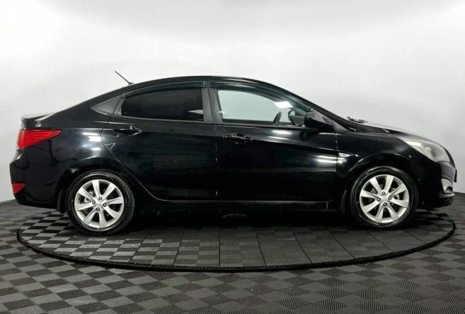 Hyundai Solaris I с пробегом 2014 года, цена 820 000 рублей, 178208 км, седан, Автокод Объявления
