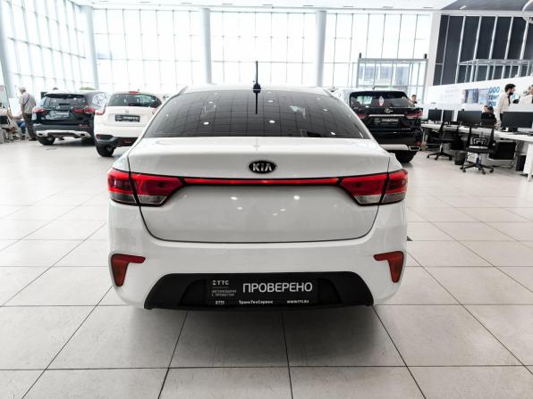 Kia Rio IV с пробегом 2018 года, цена 1 050 000 рублей, 227044 км, седан, Автокод Объявления