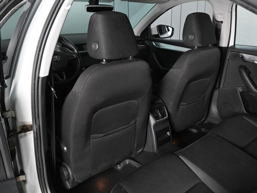 Skoda Octavia III (A7) Рестайлинг Ростов-на-Дону  - изображение 11