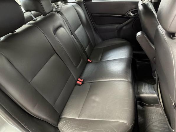 Ford Focus I Рестайлинг с пробегом 2004 года, цена 315 000 рублей, 228462 км, хэтчбек, Автокод Объявления