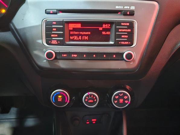 Kia Rio III Рестайлинг с пробегом 2017 года, цена 1 099 000 рублей, 108967 км, седан, Автокод Объявления