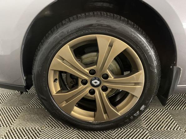 Renault Fluence I с пробегом 2011 года, цена 810 000 рублей, 242567 км, седан, Автокод Объявления