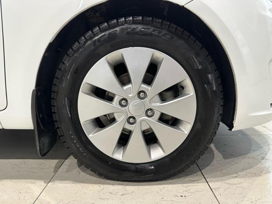 Kia Rio III Москва  - изображение 11