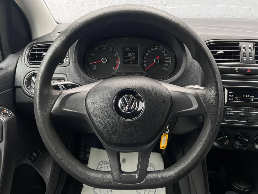 Volkswagen Polo V Рестайлинг Стерлитамак  - изображение 23