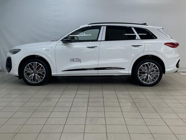 Audi Q5 III с пробегом 2026 года, цена 6 350 000 рублей, 28 км, внедорожник, Автокод Объявления