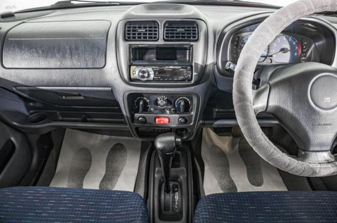 Suzuki Swift II Рестайлинг с пробегом 2003 года, цена 399 000 рублей, 266000 км, хэтчбек, Автокод Объявления