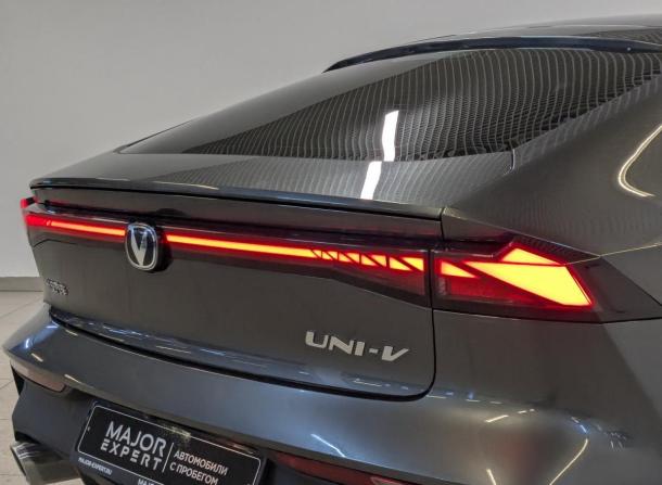 Changan UNI-V I с пробегом 2023 года, цена 1 950 000 рублей, 75166 км, лифтбек, Автокод Объявления