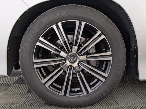 Lexus LX III Рестайлинг 2 с пробегом 2019 года, цена 9 115 000 рублей, 94649 км, внедорожник, Автокод Объявления
