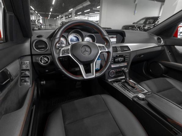 Mercedes-Benz C-Класс III (W204) Рестайлинг с пробегом 2013 года, цена 1 680 000 рублей, 144498 км, седан, Автокод Объявления