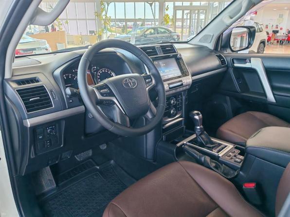Toyota Land Cruiser Prado 150 Series Рестайлинг 2 с пробегом 2018 года, цена 5 490 000 рублей, 130692 км, внедорожник, Автокод Объявления