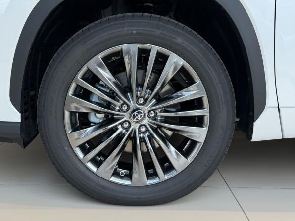 Toyota Highlander IV (XU70) с пробегом 2025 года, цена 5 150 000 рублей, 35 км, внедорожник, Автокод Объявления