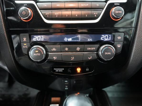 Nissan Qashqai II с пробегом 2015 года, цена 1 488 000 рублей, 142000 км, внедорожник, Автокод Объявления