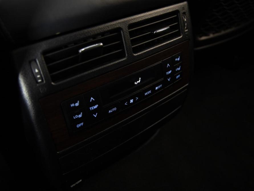 Toyota Land Cruiser 200 Series Рестайлинг 2 Санкт-Петербург  - изображение 13