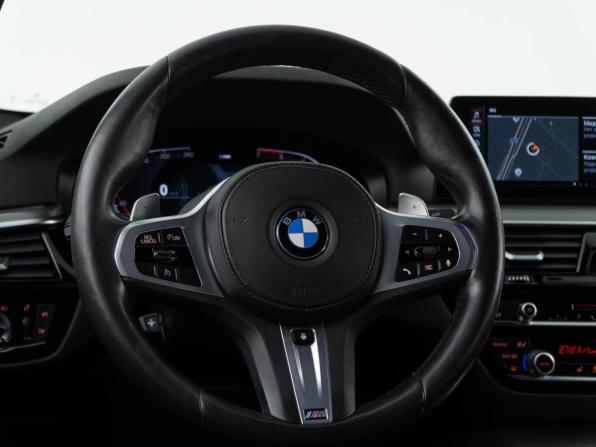 BMW 5 серии VII (G30/G31/G38) с пробегом 2019 года, цена 4 197 077 рублей, 103345 км, седан, Автокод Объявления