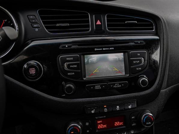 Kia Ceed II с пробегом 2013 года, цена 1 170 000 рублей, 237125 км, универсал, Автокод Объявления