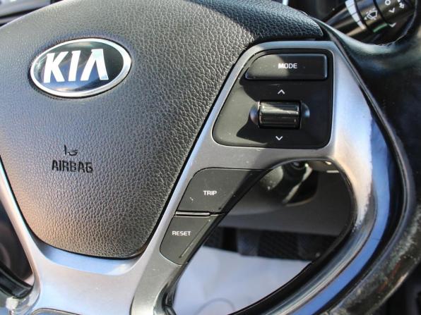 Kia Rio III Рестайлинг с пробегом 2015 года, цена 894 000 рублей, 149950 км, седан, Автокод Объявления