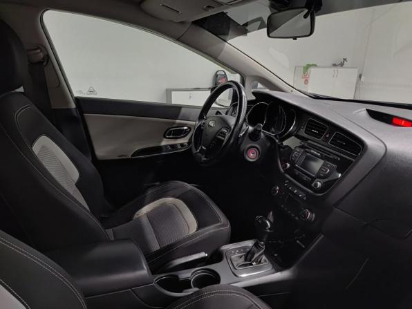 Kia Ceed II с пробегом 2014 года, цена 979 000 рублей, 292950 км, универсал, Автокод Объявления