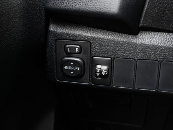 Toyota Corolla XI (E160 E170 E180) с пробегом 2013 года, цена 1 225 000 рублей, 118619 км, седан, Автокод Объявления