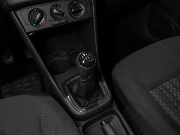 Volkswagen Polo V Рестайлинг с пробегом 2017 года, цена 1 140 000 рублей, 84934 км, седан, Автокод Объявления