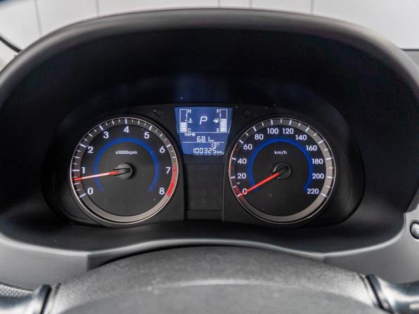 Hyundai Solaris I Рестайлинг с пробегом 2015 года, цена 1 119 000 рублей, 100256 км, седан, Автокод Объявления