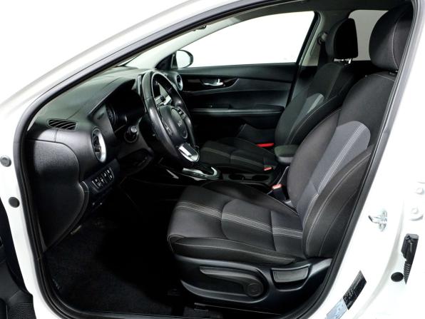 Kia Cerato IV Рестайлинг с пробегом 2022 года, цена 2 098 000 рублей, 114611 км, седан, Автокод Объявления