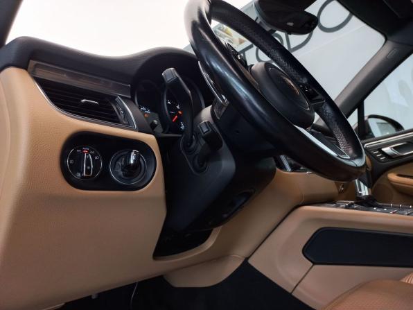 Porsche Macan I с пробегом 2017 года, цена 3 270 000 рублей, 150596 км, внедорожник, Автокод Объявления