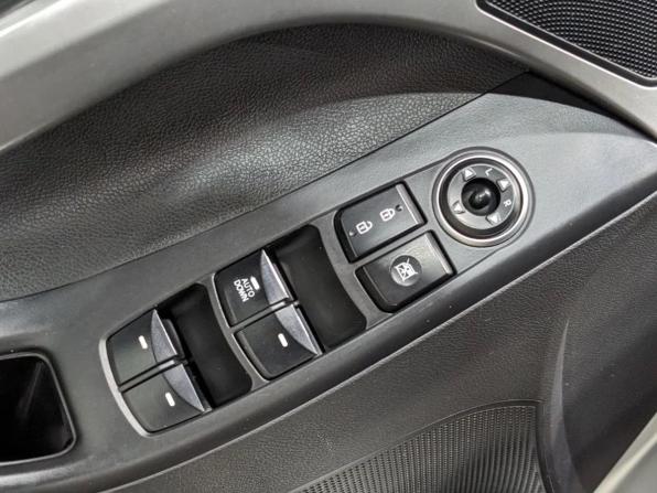 Hyundai Elantra V (MD) Рестайлинг с пробегом 2015 года, цена 1 045 000 рублей, 174315 км, седан, Автокод Объявления
