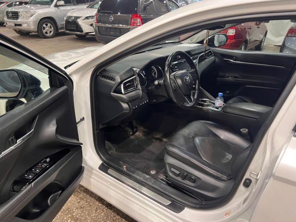 Toyota Camry VIII (XV70) с пробегом 2018 года, цена 2 730 000 рублей, 176293 км, седан, Автокод Объявления