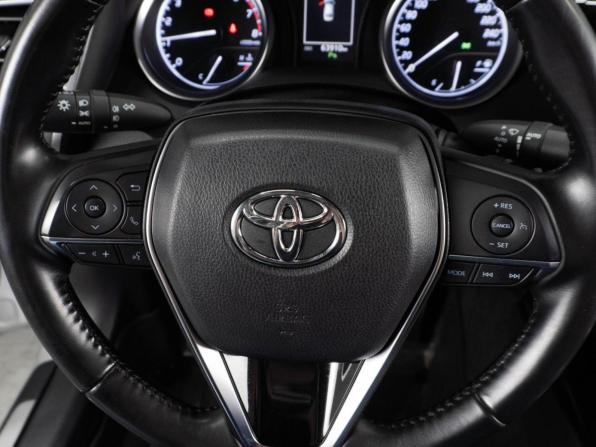 Toyota Camry VIII (XV70) с пробегом 2019 года, цена 2 690 000 рублей, 63910 км, седан, Автокод Объявления