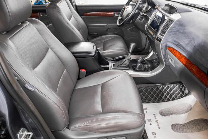 Toyota Land Cruiser Prado 120 Series Рестайлинг с пробегом 2007 года, цена 2 249 000 рублей, 320000 км, внедорожник, Автокод Объявления