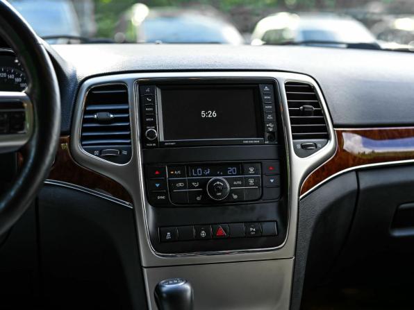 Jeep Grand Cherokee IV (WK2) с пробегом 2012 года, цена 1 590 000 рублей, 206362 км, внедорожник, Автокод Объявления