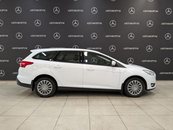 Ford Focus III Рестайлинг с пробегом 2015 года, цена 1 050 000 рублей, 132700 км, универсал, Автокод Объявления