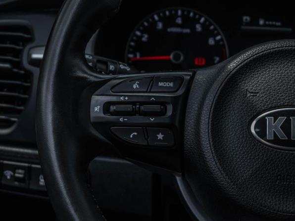 Kia Rio IV Рестайлинг с пробегом 2021 года, цена 1 537 000 рублей, 188395 км, седан, Автокод Объявления