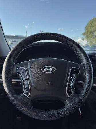 Hyundai Santa Fe II Рестайлинг с пробегом 2011 года, цена 1 300 000 рублей, 266690 км, внедорожник, Автокод Объявления