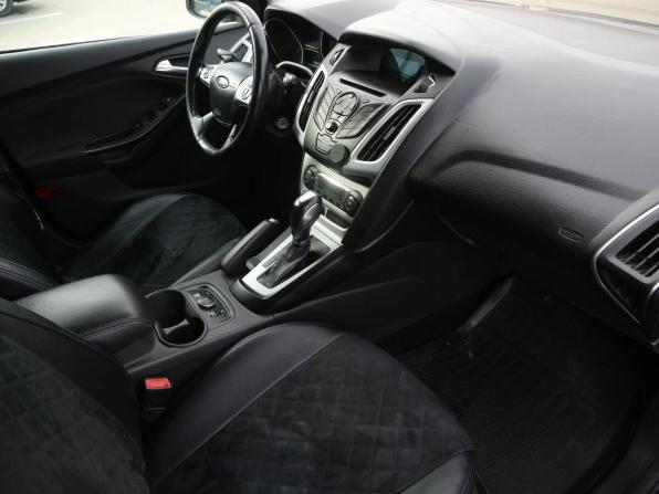Ford Focus III с пробегом 2014 года, цена 559 000 рублей, 231500 км, хэтчбек, Автокод Объявления