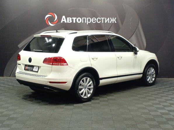 Volkswagen Touareg II с пробегом 2011 года, цена 1 550 000 рублей, 285787 км, внедорожник, Автокод Объявления