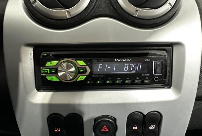 Renault Sandero I с пробегом 2012 года, цена 570 000 рублей, 105496 км, хэтчбек, Автокод Объявления