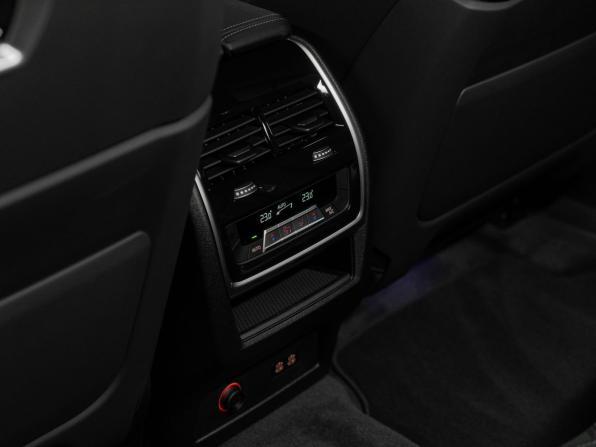 BMW XM с пробегом 2024 года, цена 19 900 000 рублей, 817 км, внедорожник, Автокод Объявления