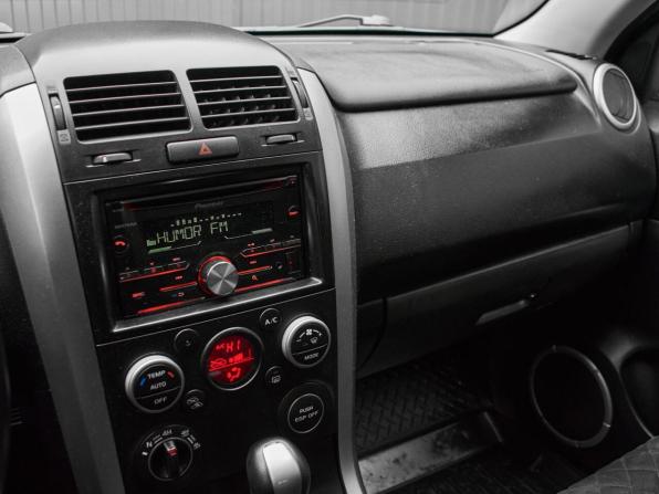 Suzuki Grand Vitara II Рестайлинг с пробегом 2010 года, цена 1 400 000 рублей, 170034 км, внедорожник, Автокод Объявления